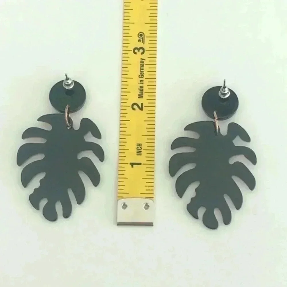 Red Tropical Hawaiian Palm Style Acrylic Drop Earrings NWT